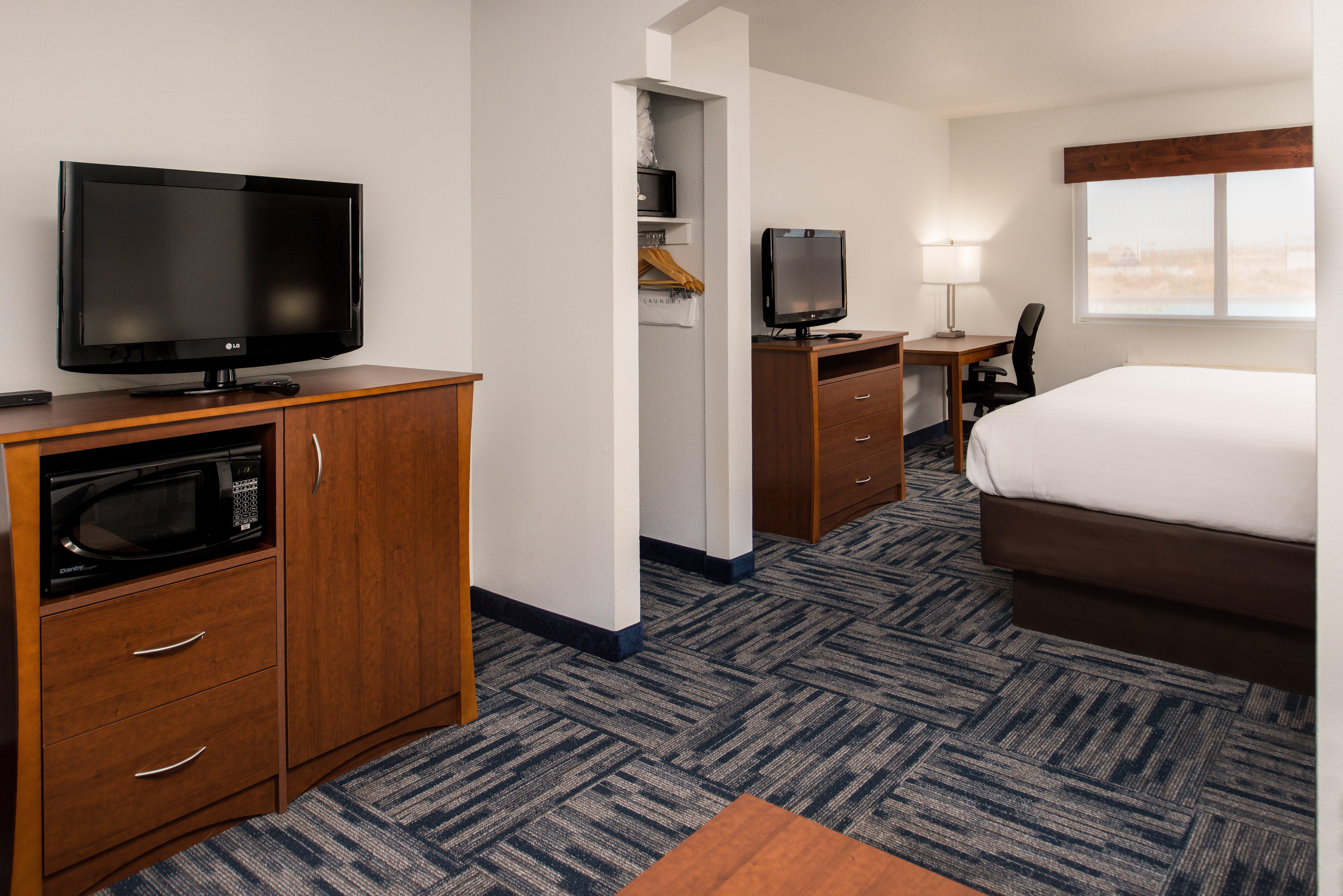 Holiday Inn Express & Suites Alamogordo Highway 54/70 By Ihg Exterior foto
