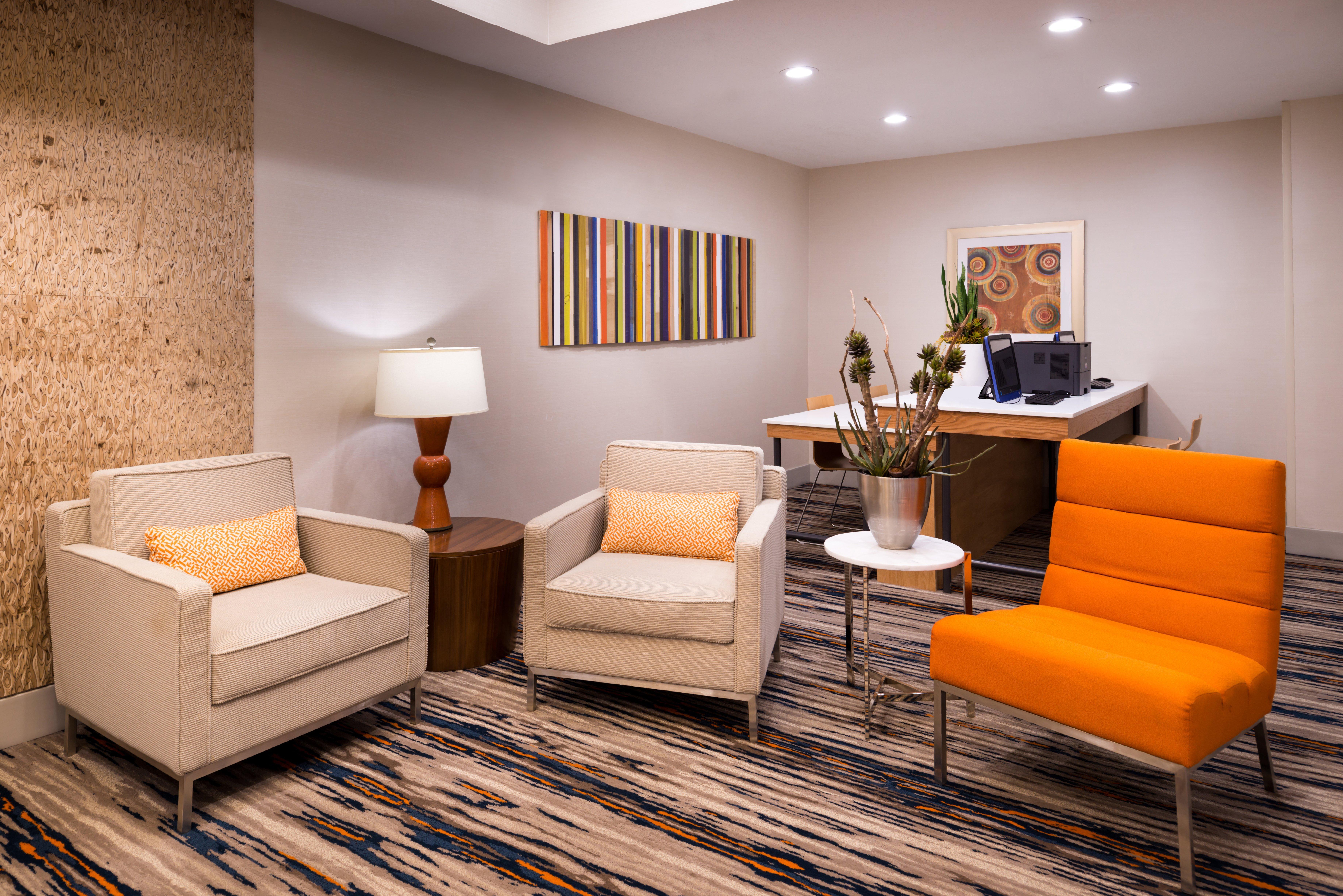 Holiday Inn Express & Suites Alamogordo Highway 54/70 By Ihg Exterior foto