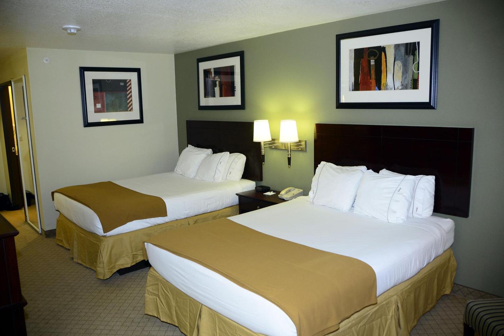 Holiday Inn Express & Suites Alamogordo Highway 54/70 By Ihg Exterior foto