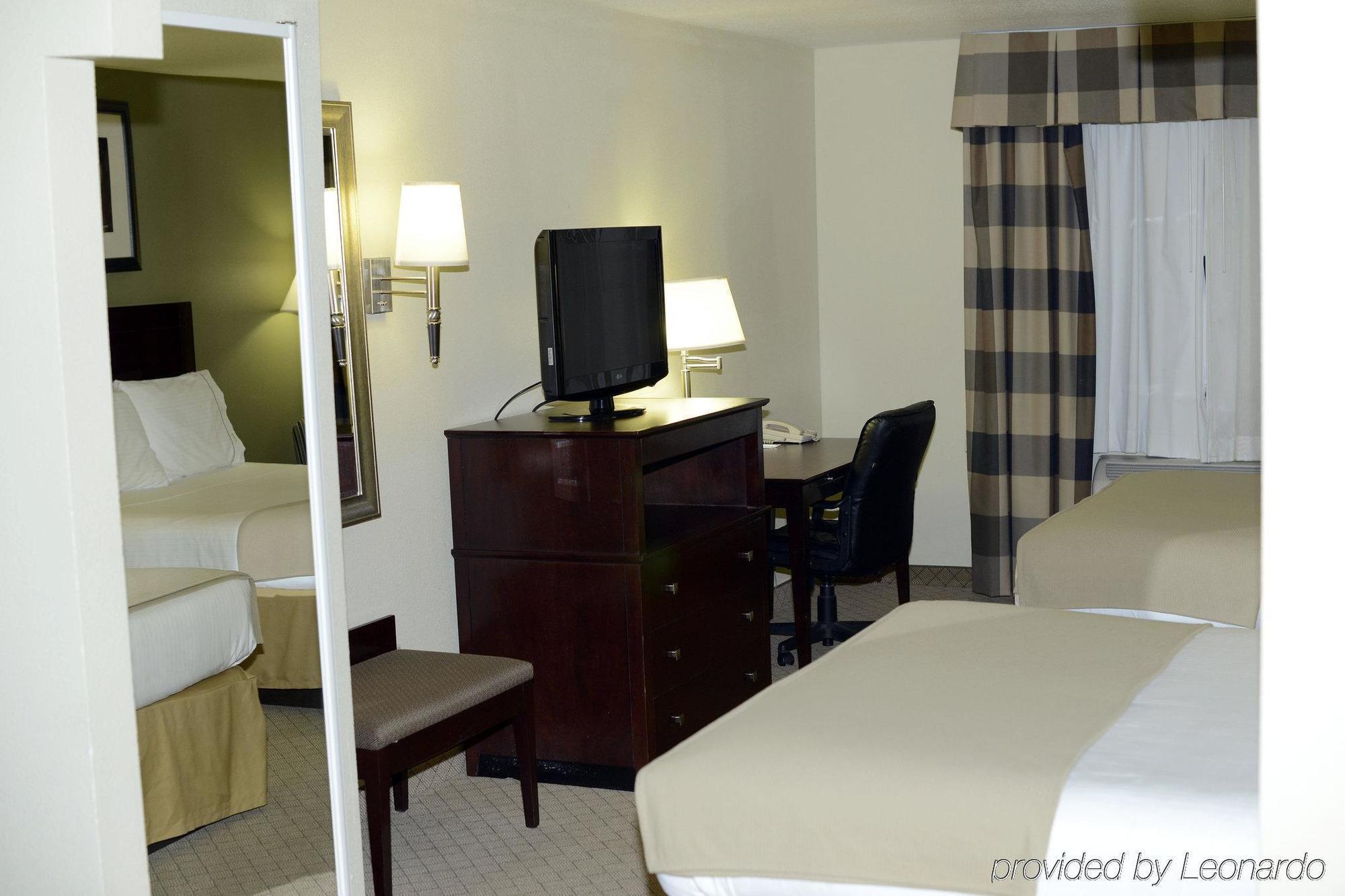 Holiday Inn Express & Suites Alamogordo Highway 54/70 By Ihg Zimmer foto